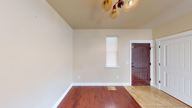 Photo - 3529 Autumn Colors Dr