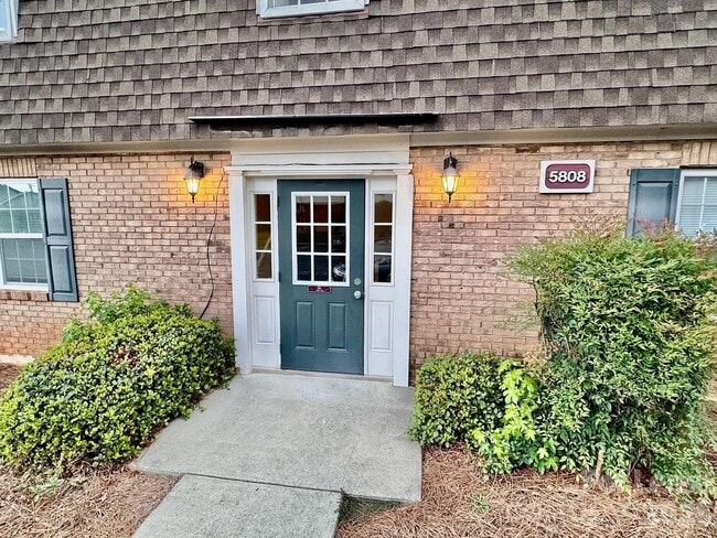 5808 Hunting Ridge Ln Unit A