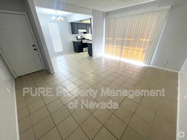 Building Photo - 1405 E Vegas Valley Dr Unit #81 Rental