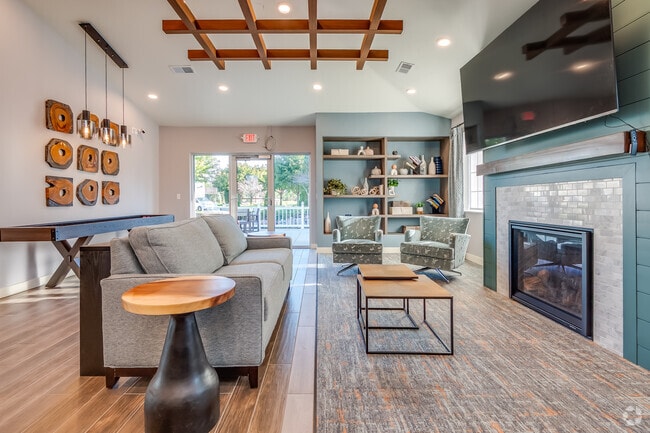 Clubhouse - Cove at Crystal Lake