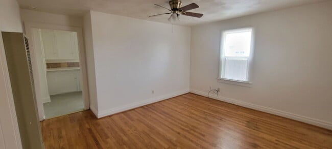 803 Phay Ave