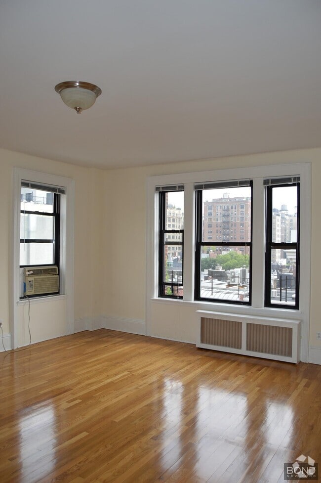 Building Photo - 200 Riverside Dr Unit 5E Rental