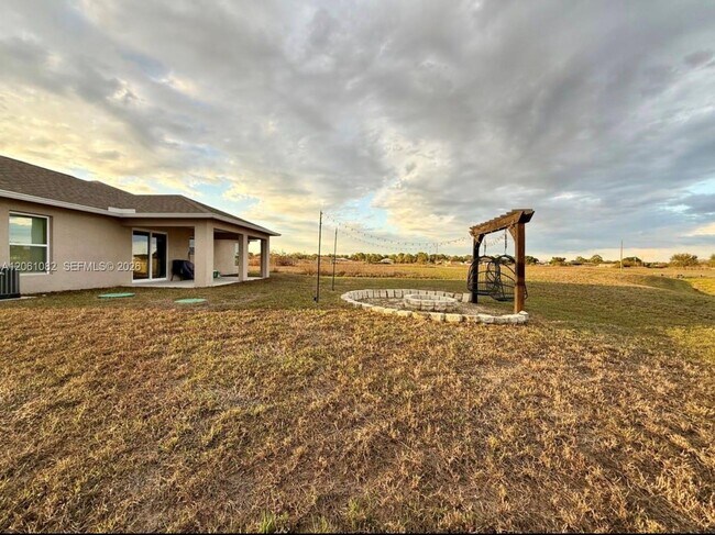 Photo - 7033 Waldo Cir