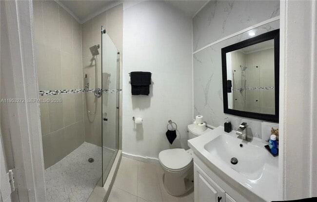 Building Photo - 16330 SW 107th Ave Unit B