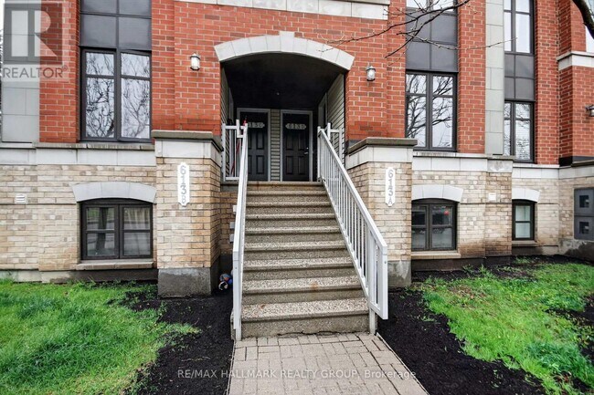Photo - 613A Chapman Mills Dr
