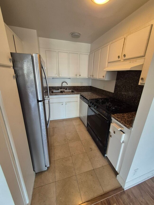 Photo - 800 W 1st St Unidad 702