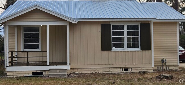 Building Photo - Beautiful Home in Valdosta, Ga!