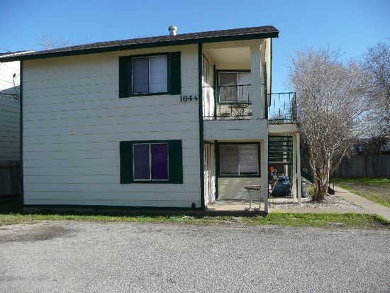 Photo - 1644 Post Rd Unidad 4