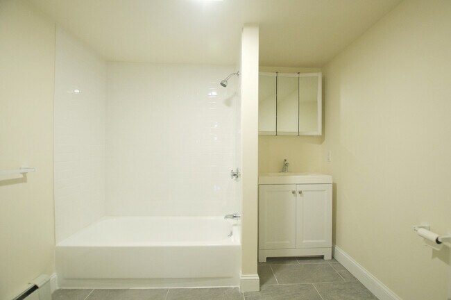 Photo - 501 E Broadway Unidad 2