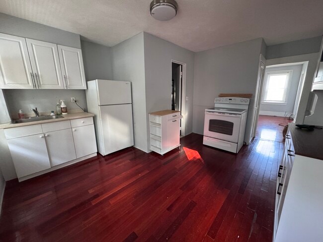 Photo - 265 Bolton St Unit 2