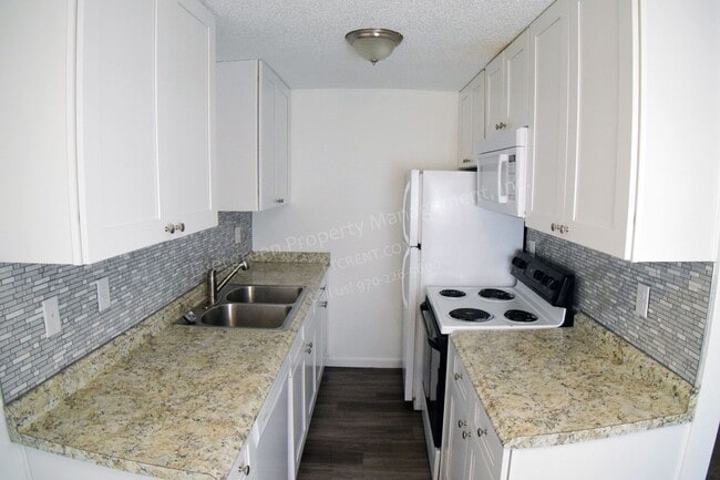 Photo - 824 N Garfield Ave Unit I