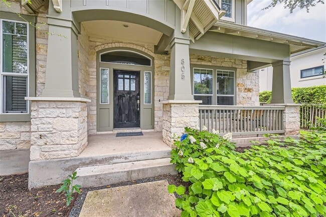 Photo - 805 W Mary St