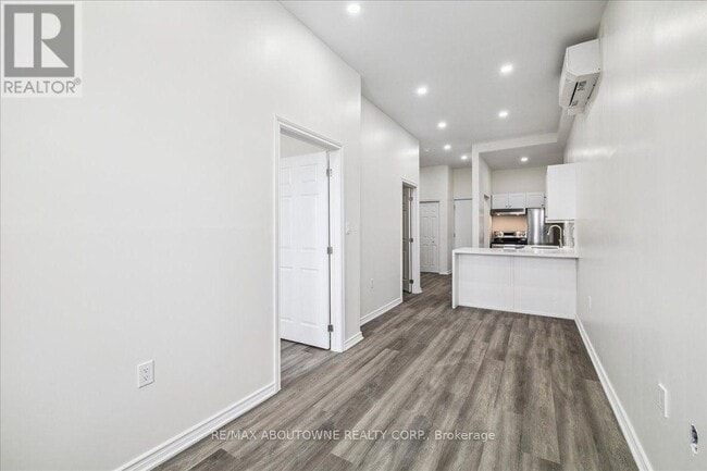 Photo - 68 Peel St