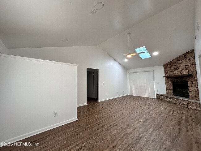 Photo - 2538 Green Spring Dr