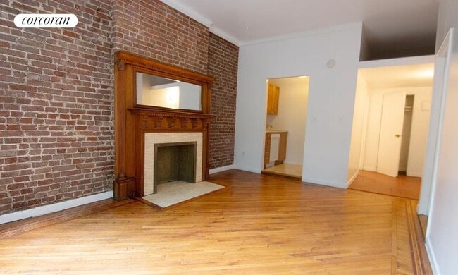 Photo - 310 W 89th St