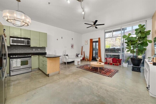 Photo - 89 Mangum St SW Unit 119