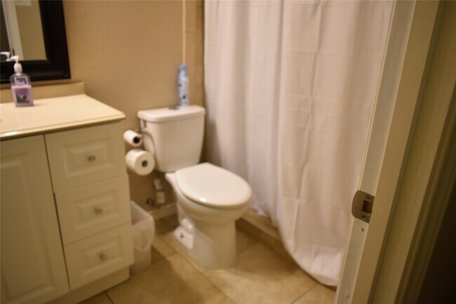 Photo - 10519 N Newpark Dr
