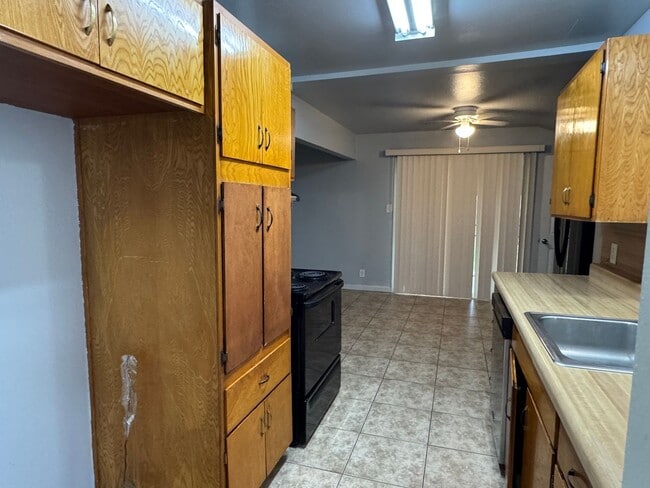 Photo - 714 E Longview Ave