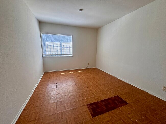 Photo - 8522 MacArthur Blvd Unit A