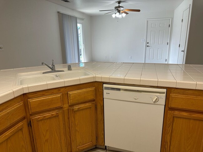 Photo - 2806-2806 N Zachary St Unit 2800