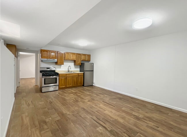 Photo - 32 Kelly Blvd Unit #1