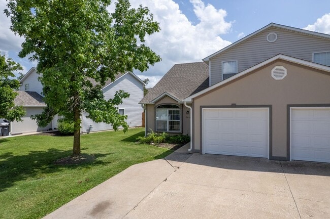 Photo - 2412-2414 Calder Ct. Unit 2414 Calder Ct.