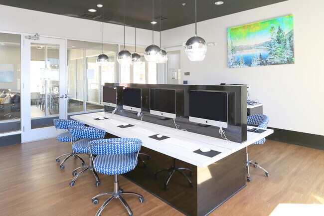 Computer Lab - The Republic