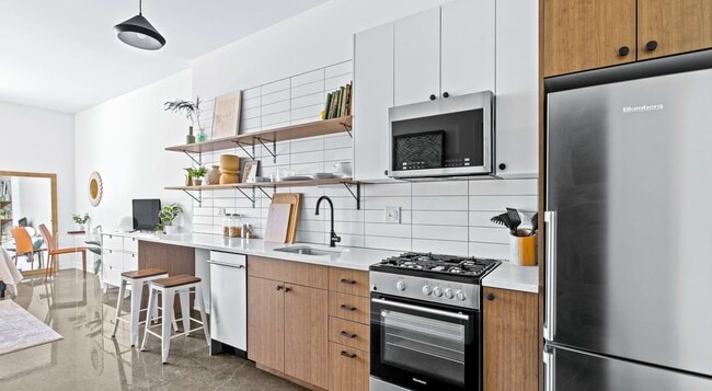 Photo - 5108 N Broadway St Unidad 302