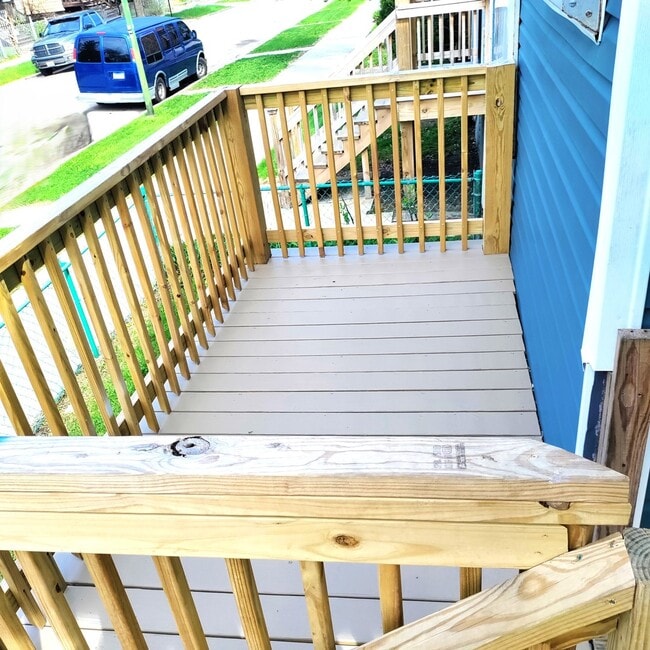 Photo - 1507 E 76th Pl