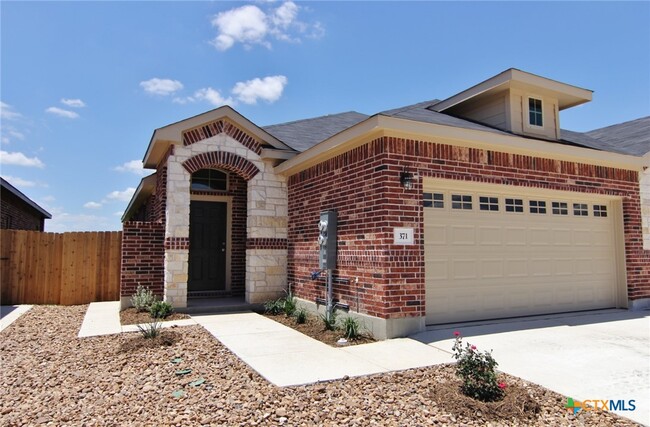 Photo - 371 Creekside Curve Townhome