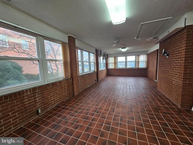 Photo - 615 Villa Ave