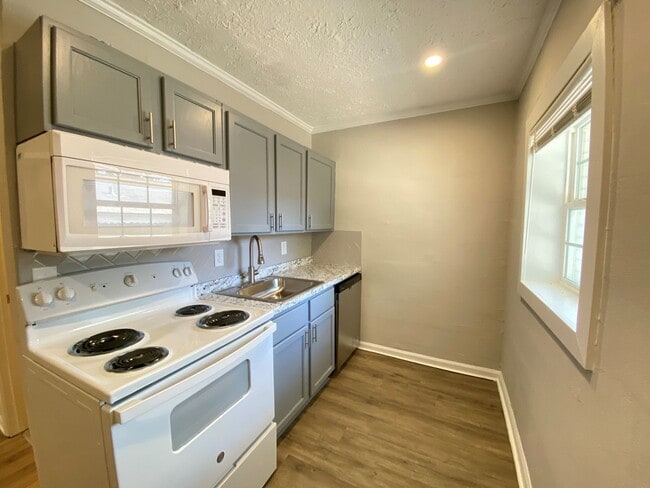 Photo - Renovated 2 Bedroom First Floor Apartment- Minutes Away From Downtown Lawrenceville! Unit 6