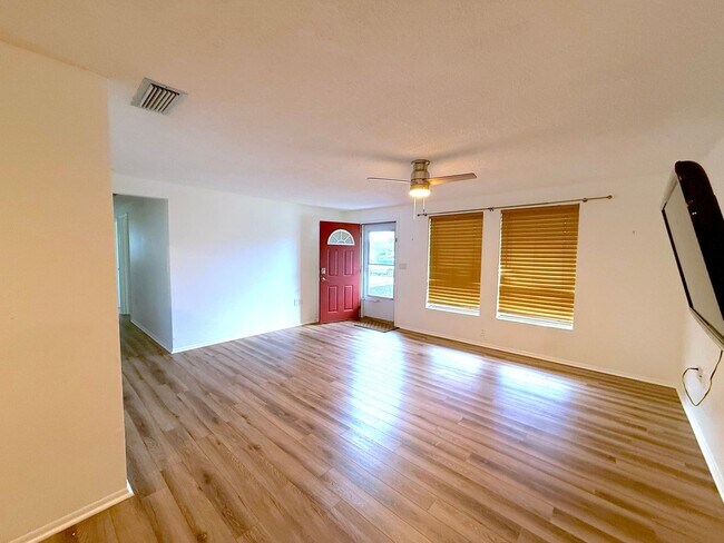 Photo - Charming 3-Bedroom, 2-Bath Home in the Hea...