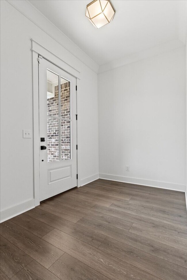 Photo - Charming and Spacious 4-Bedroom Home with ...