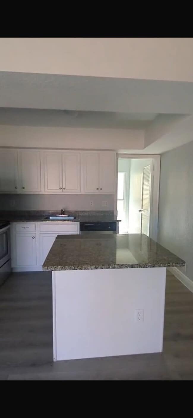 Pelican Pointe