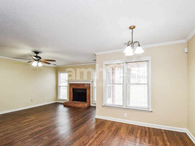 Photo - 1926 Bohemia Dr