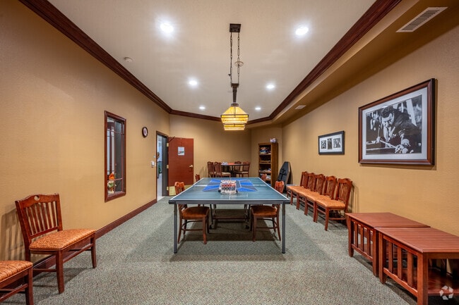 Game Room - Lodge Apartments at Little Canada