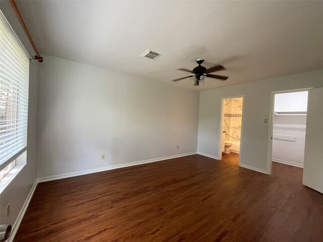 Photo - 3410 Hillstone Dr