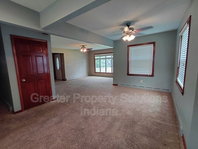 Photo - 625 E South St