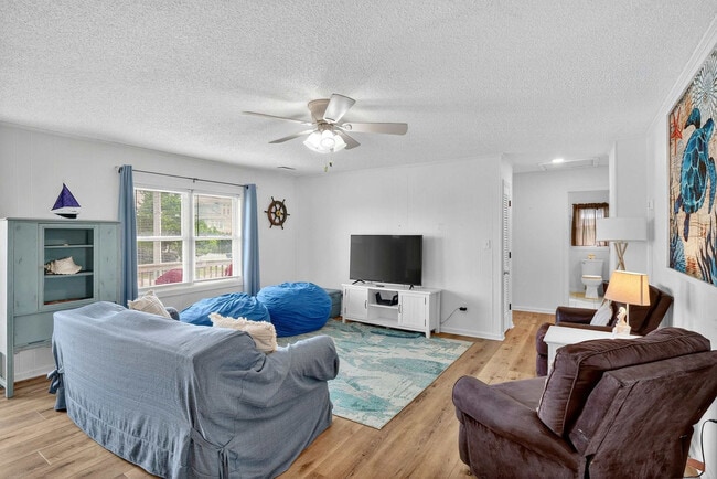 Building Photo - 410 S Anderson Blvd Unit ID1302655P Rental