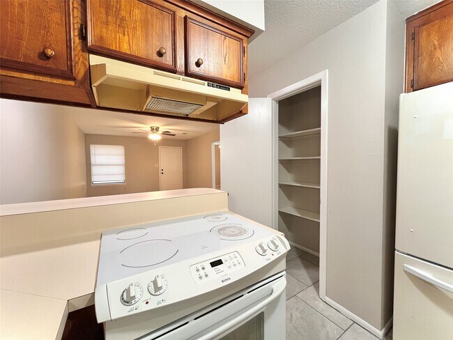 Photo - 2100 Austin St Unit 23