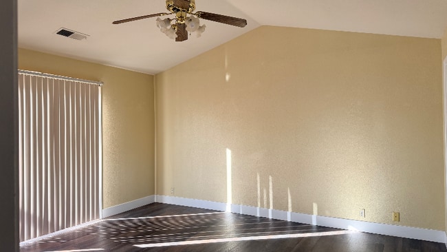 Photo - 1169 Zumstein Ct