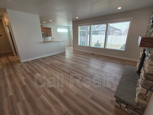 Photo - 8117 N Austin Rd