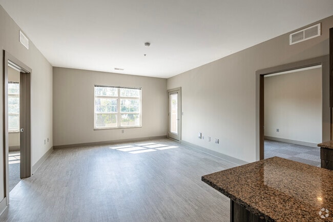 2 habitaciones, 2 baños, 900 pies cuadrados, sala de estar - Provident Place