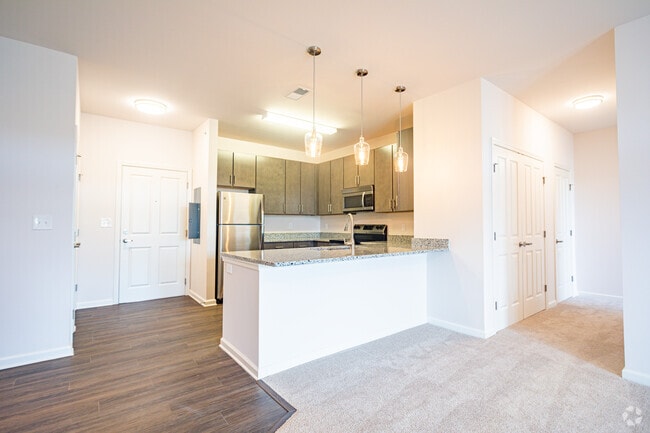 Great Northern w Den- 2BR, 2BA