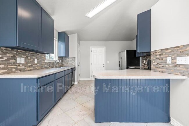 Photo - 4016 S Sunrise Dr