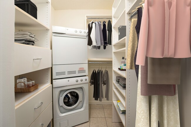 In-Unit Washer/Dryer
