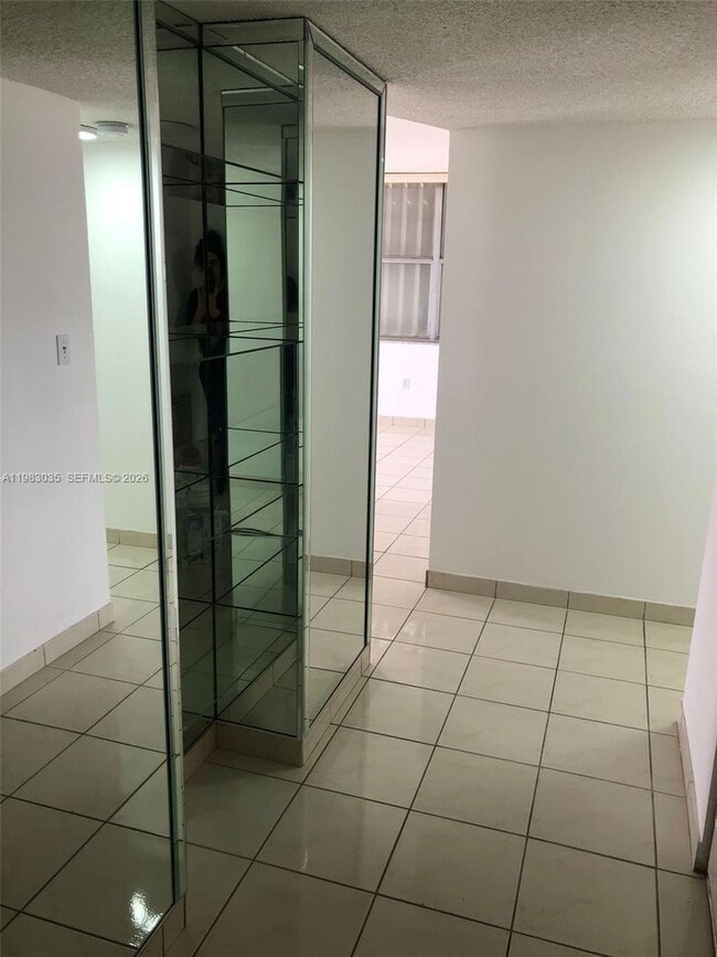 Photo - 1200 NE Miami Gardens Dr Unit 820W