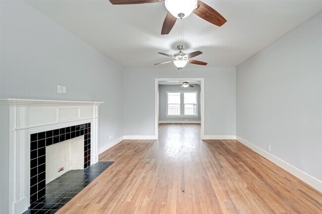 Photo - 1852 Sul Ross St