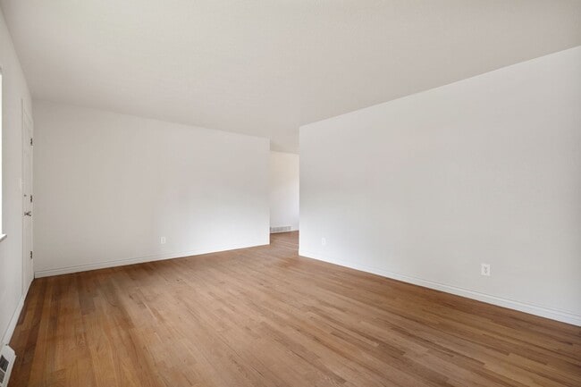 Photo - 604 Tulane Dr
